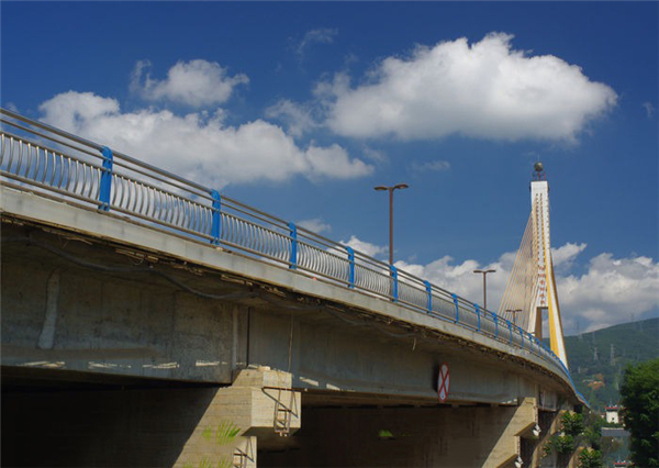 北辰304不锈钢桥梁护栏：安全、耐用与美观的完美结合
